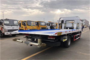 嘉陵区汽车救援补胎